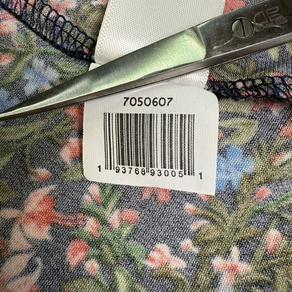 CeCe Floral Roman Tie Short Sleeve Knit Top Sz M NWT - Picture 11 of 12